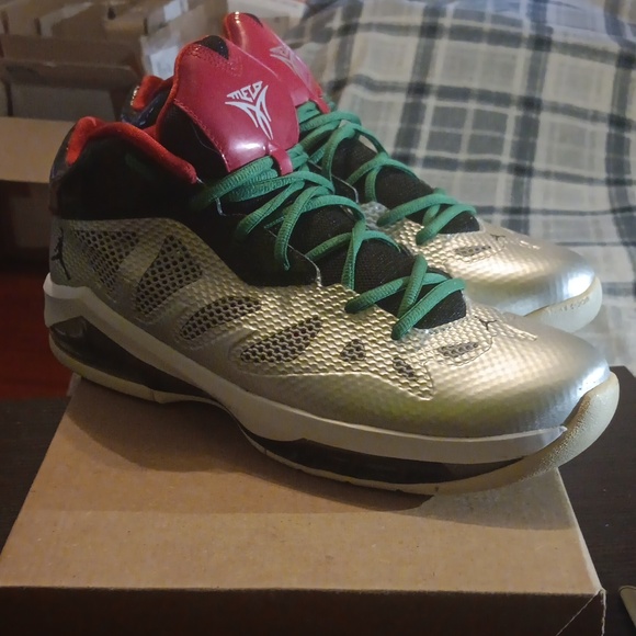 Jordan Melo M8 Advance "Metallic Silver Black" Mens SZ 10.5 EUC - Picture 3 of 9